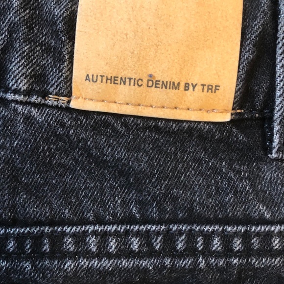 ZARA TRF Black High Waisted Denim Shorts - Picture 5 of 6